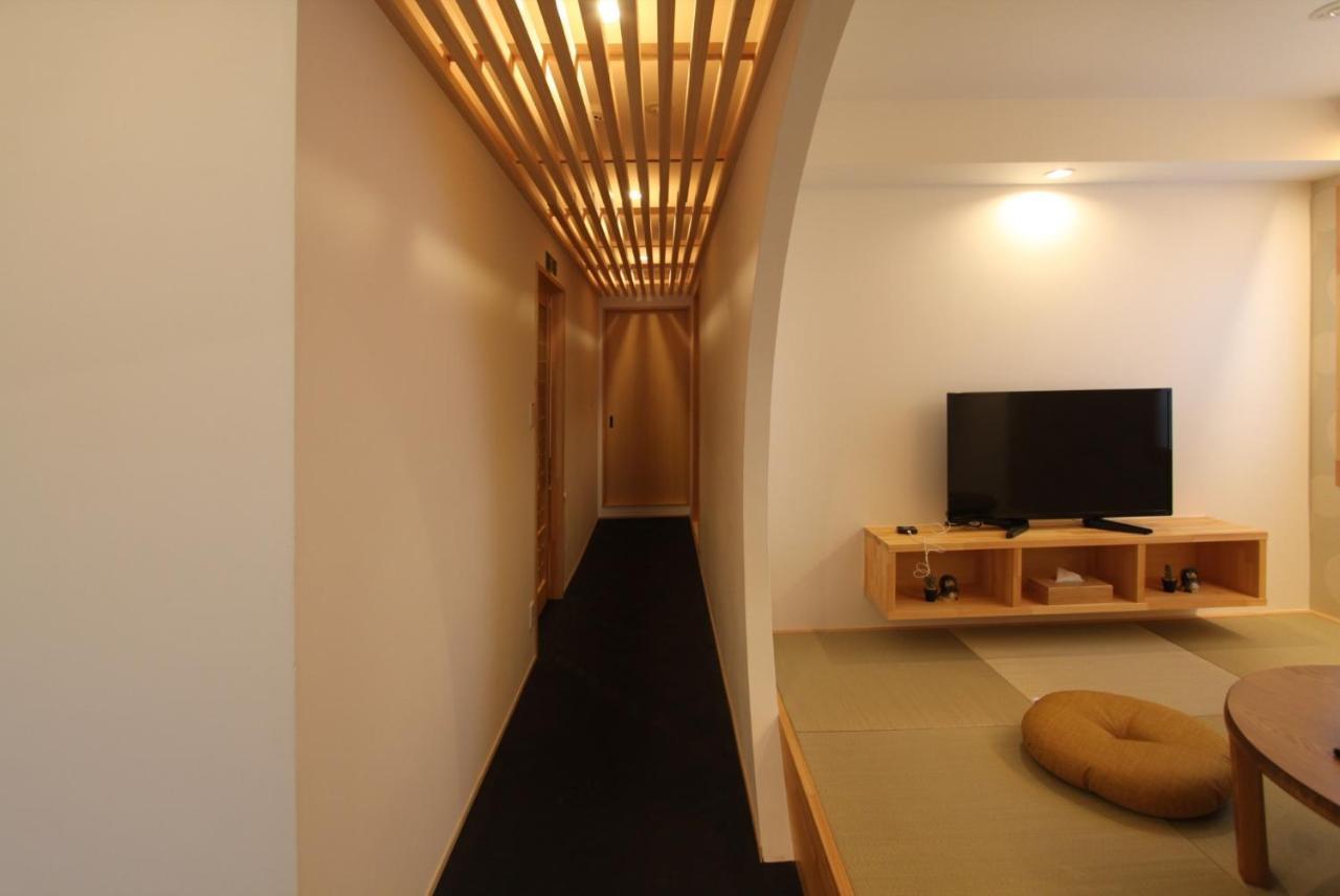 Guesthouse Raku Kyoto Exterior photo